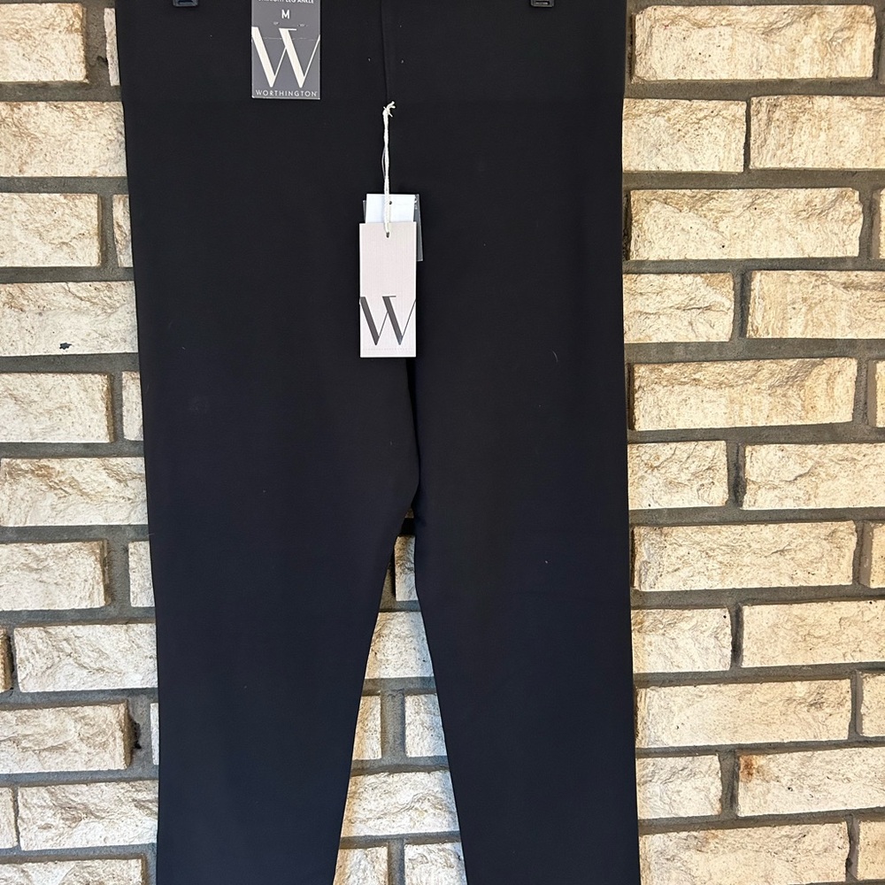 Worthington Black Straight Leg Ankle Pants